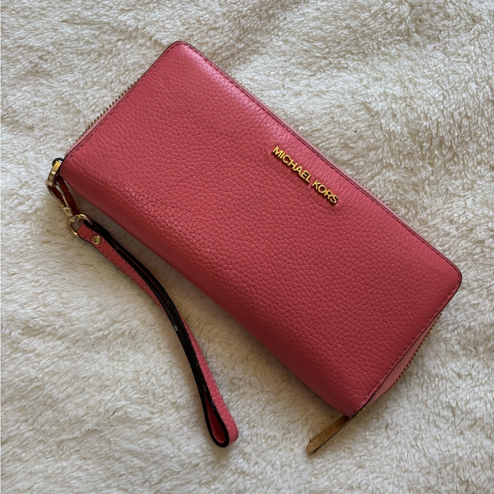 Brand new Michael Kors wallet